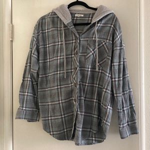 Hooded grey / blue plaid